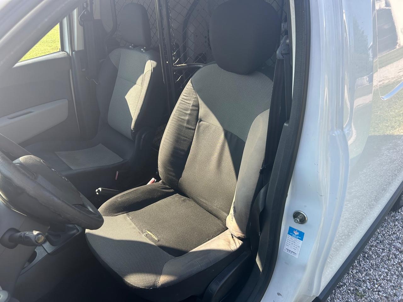 Dacia Dokker Van 1.5 dCi 75 CV – Autocarro N1 – Cinghia Distribuzione Sostituita