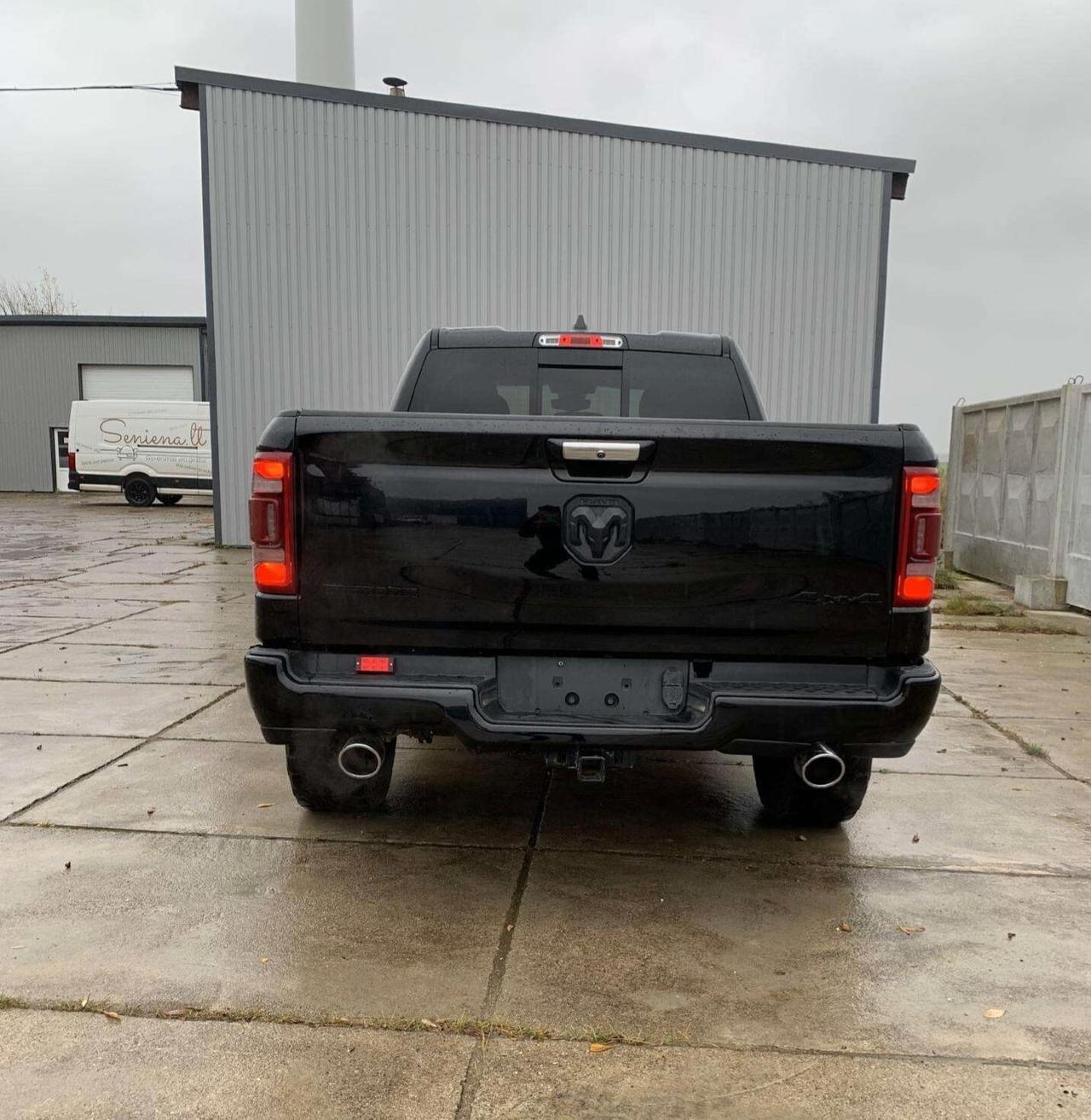 Dodge RAM 1500 5.7 V8 Prezzo finito IN ARRIVO