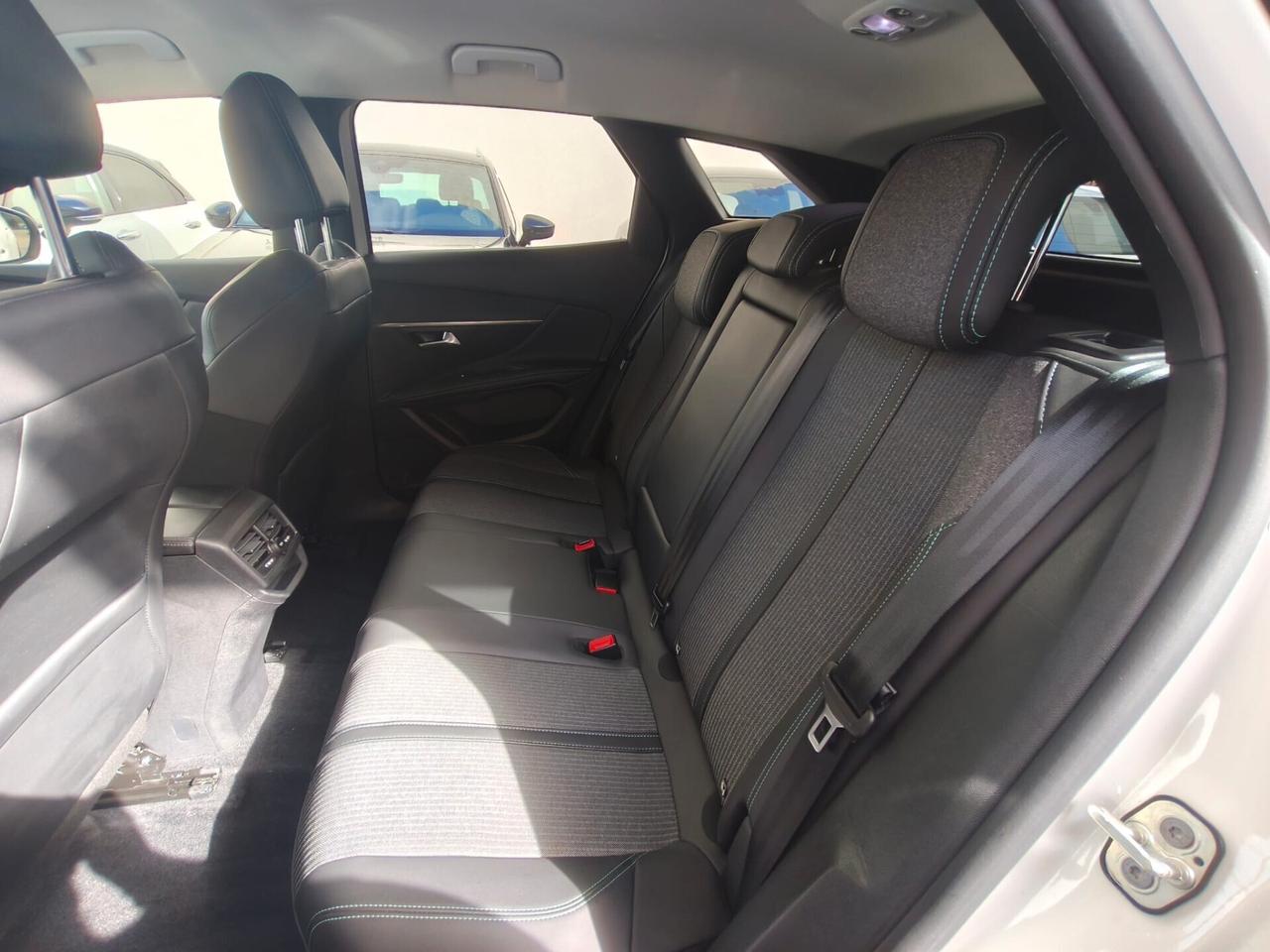 Peugeot 3008 1.5 BlueHDi 130 S&S Allure 2022