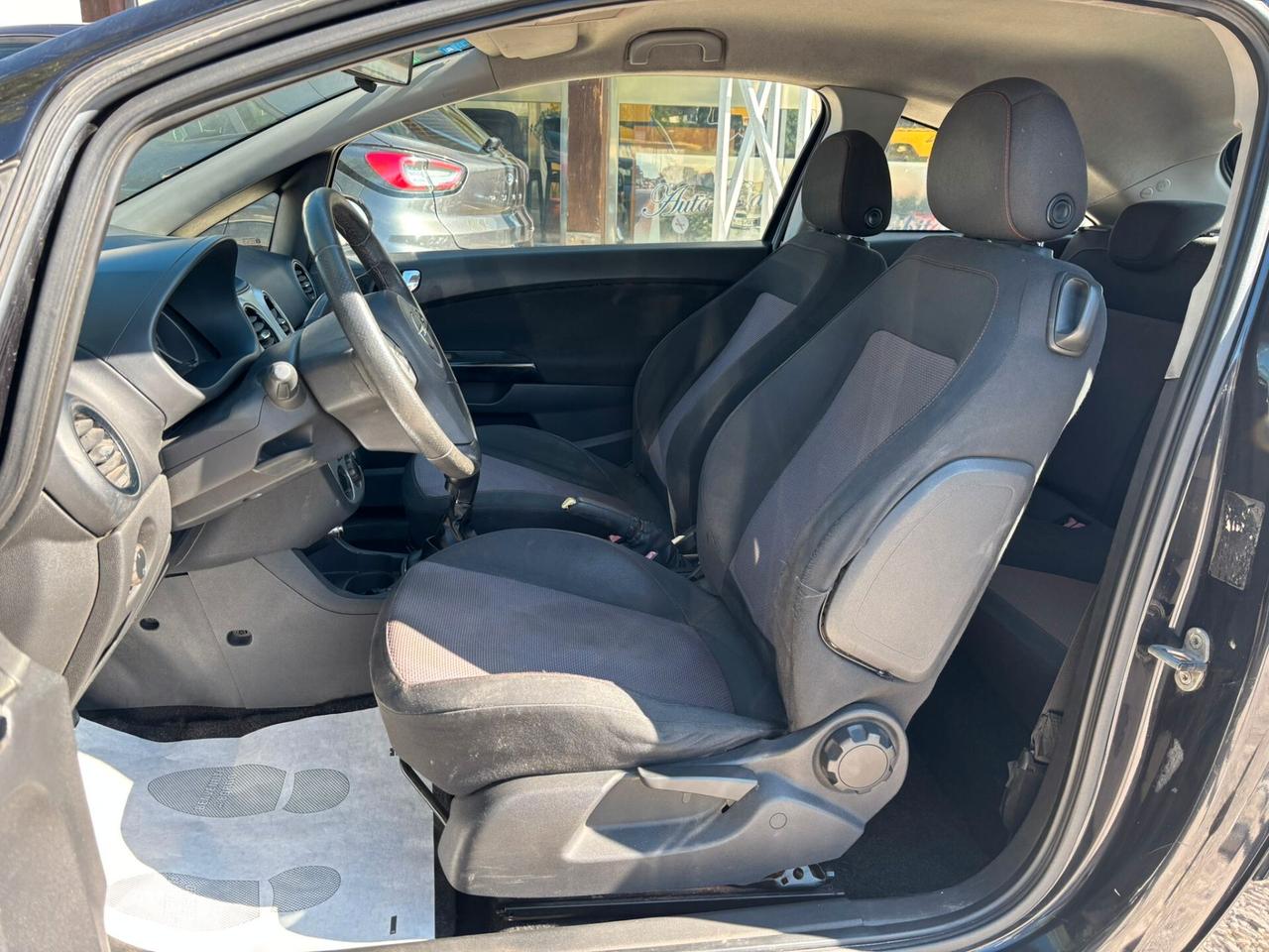 OPEL CORSA 1.3 CDTI - 2008