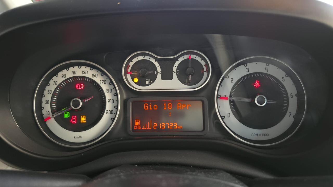 Fiat 500L 0.9 TwinAir Turbo Natural Power Lounge