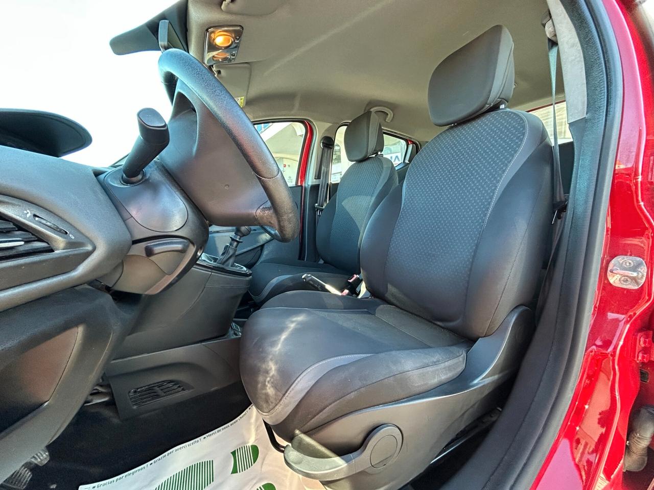 Lancia Ypsilon 1.2 Silver 69cv