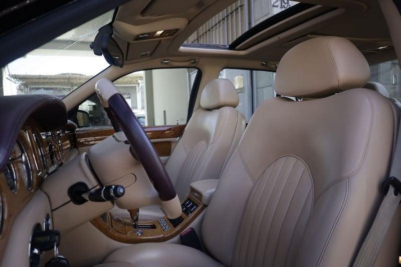 Bentley Arnage Bentley Arnage Red Label 298KW ANNO 1999