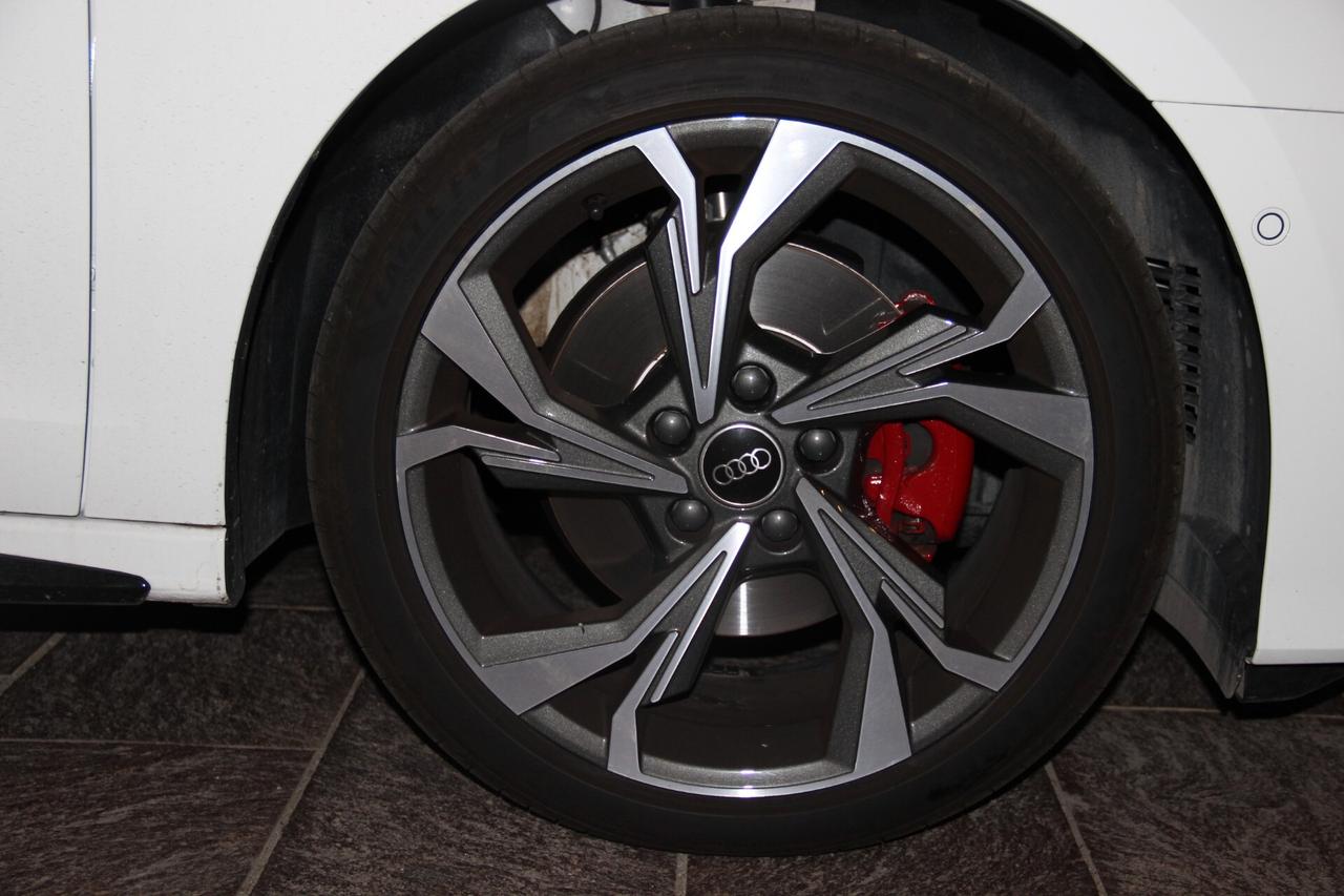 Audi A3 SPB TFSI 150 kW S tronic quattro line edition