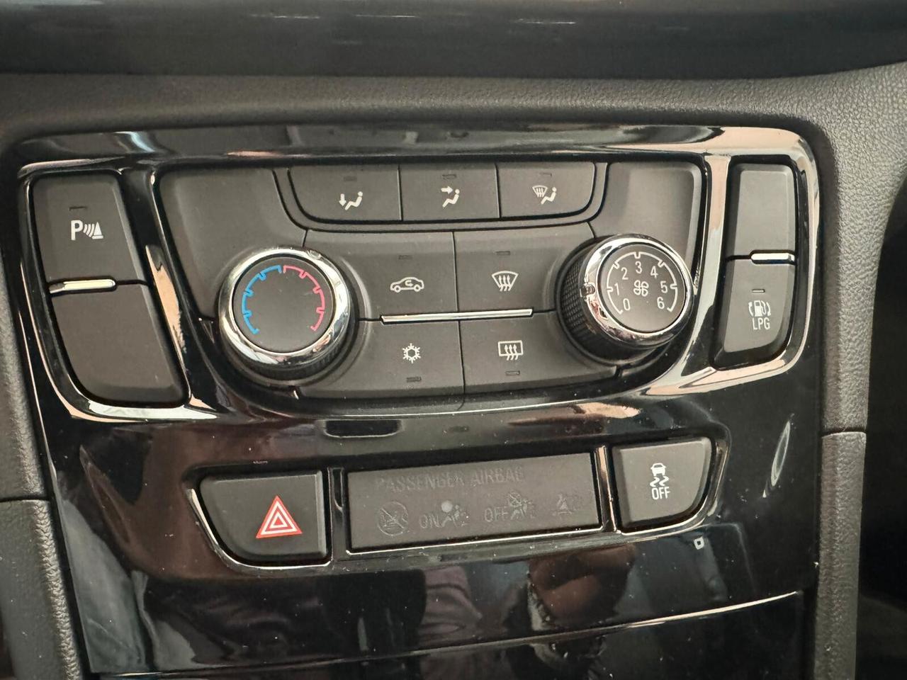 Opel Mokka X 1.4 Turbo GPL Tech 140CV 4x2 Ultimate