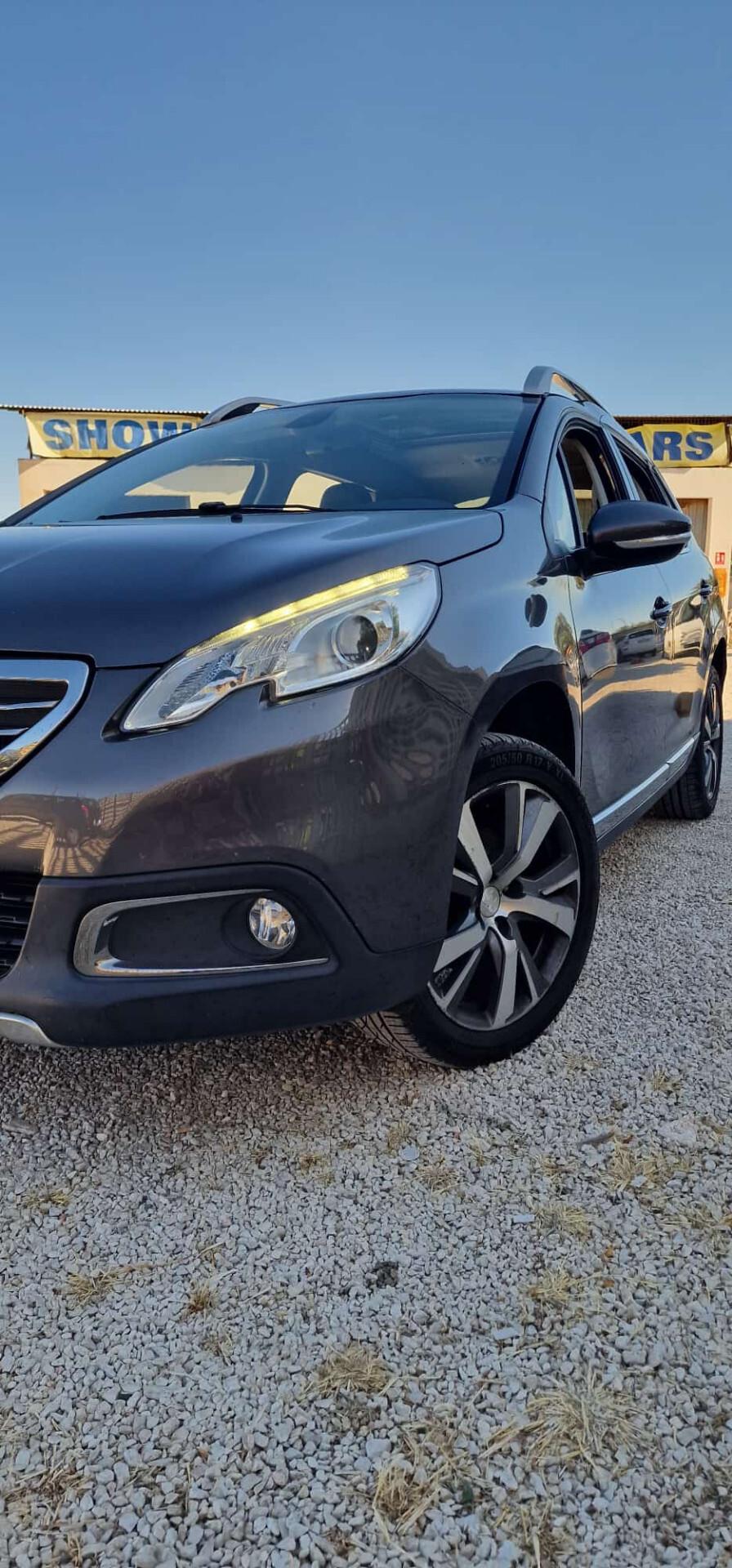 Peugeot 2008 1.2 Benz Black Matt 2015 CRONO CASA MADRE