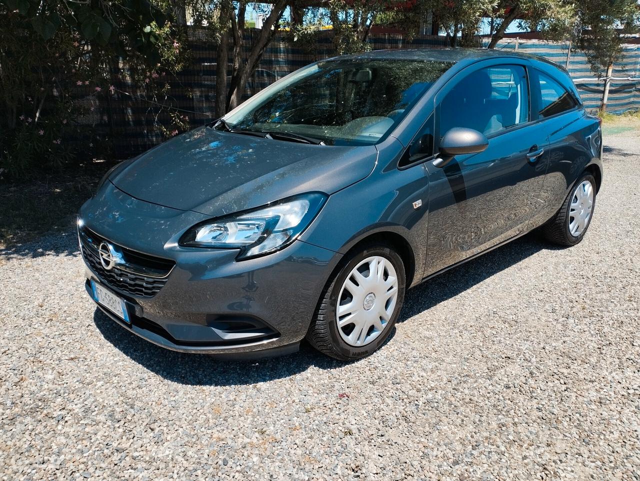 Opel Corsa 1.2 Coupé