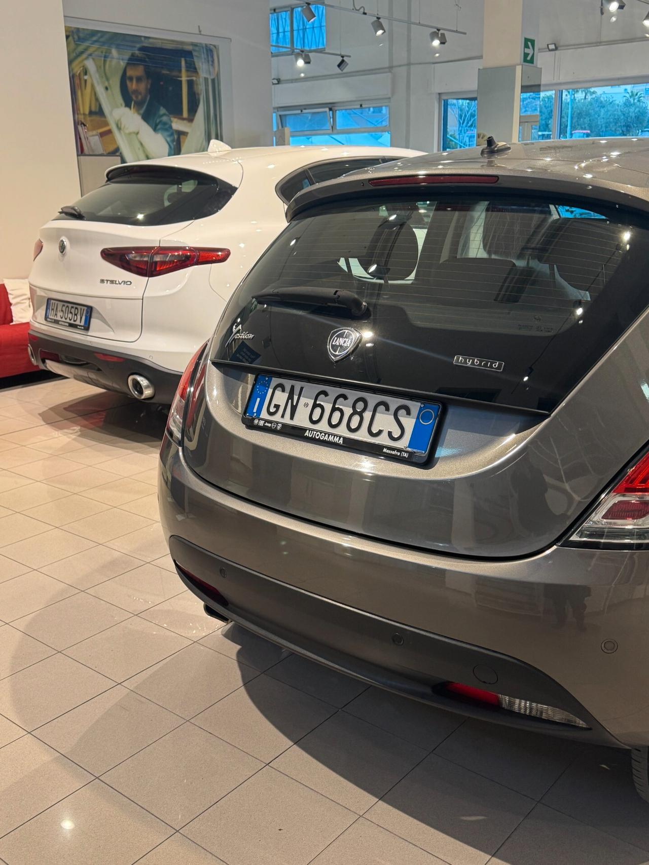 YPSILON GOLD FULL OPTIONAL