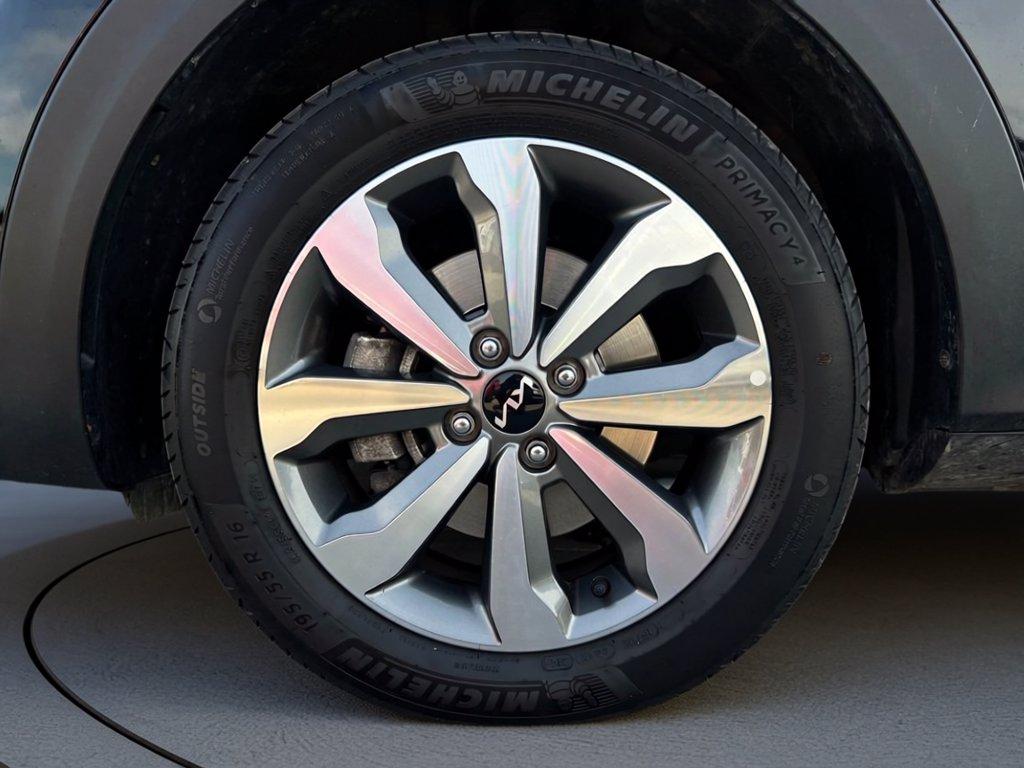 KIA Stonic 1.0 T-GDi 100 CV MHEV DCT Style Special Edition del 2025