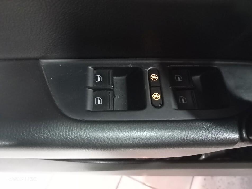 VOLKSWAGEN TOUAREG DEL 2014 4X4 AUTOMATICA 250 CV