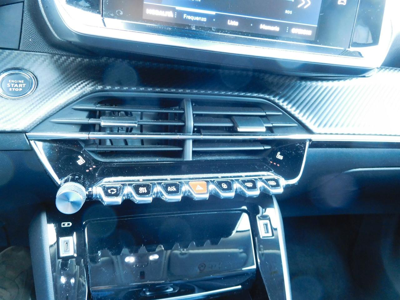 Peugeot 2008 BlueHDi 130 S&S EAT8 Allure