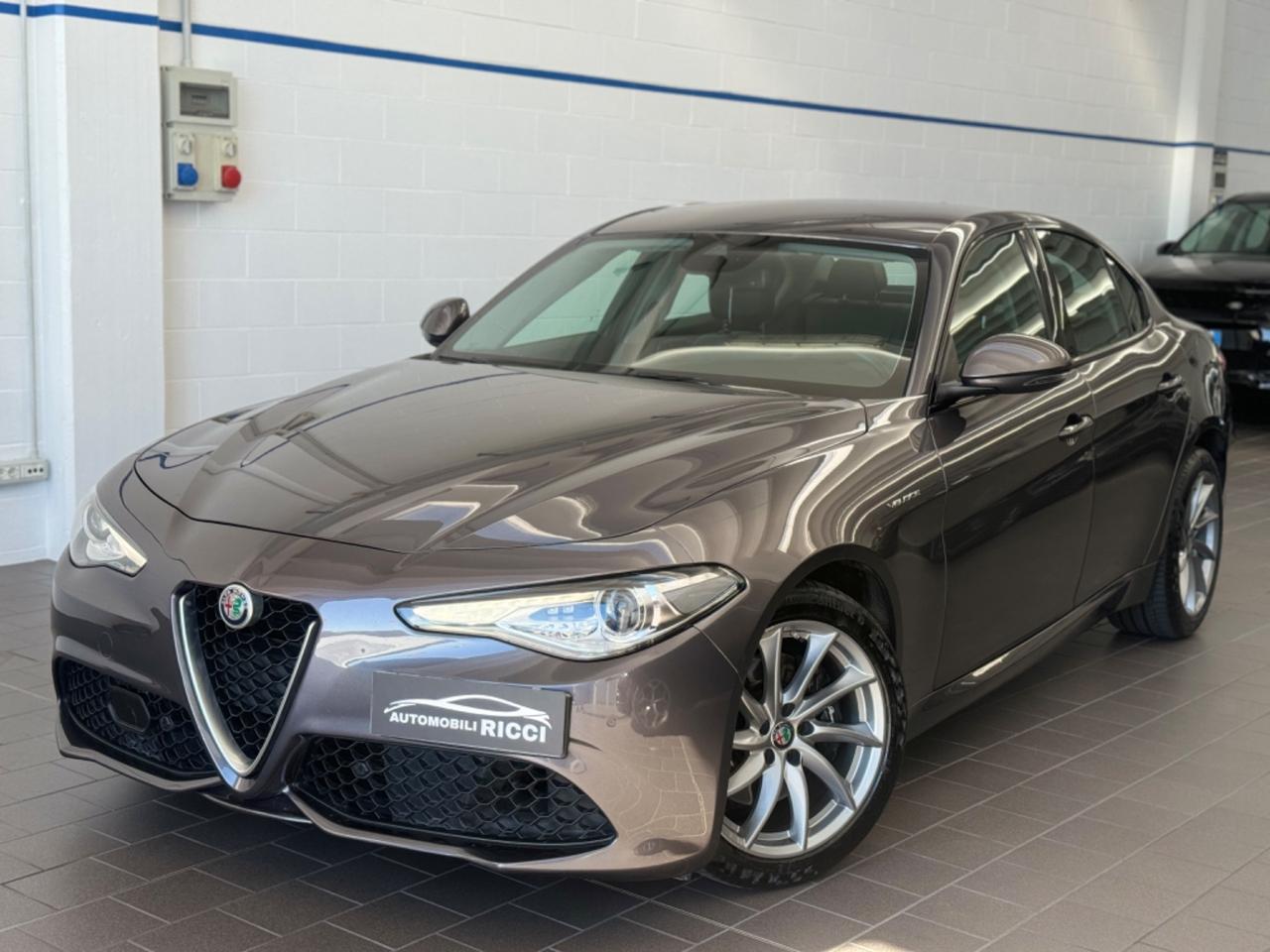 Alfa Romeo Giulia 2.2 Turbodiesel 210 CV AT8 AWD Q4 Veloce