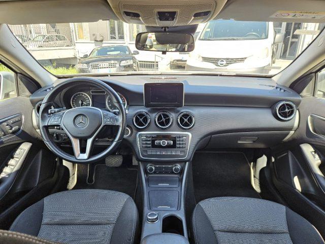 MERCEDES-BENZ A 180 Executive