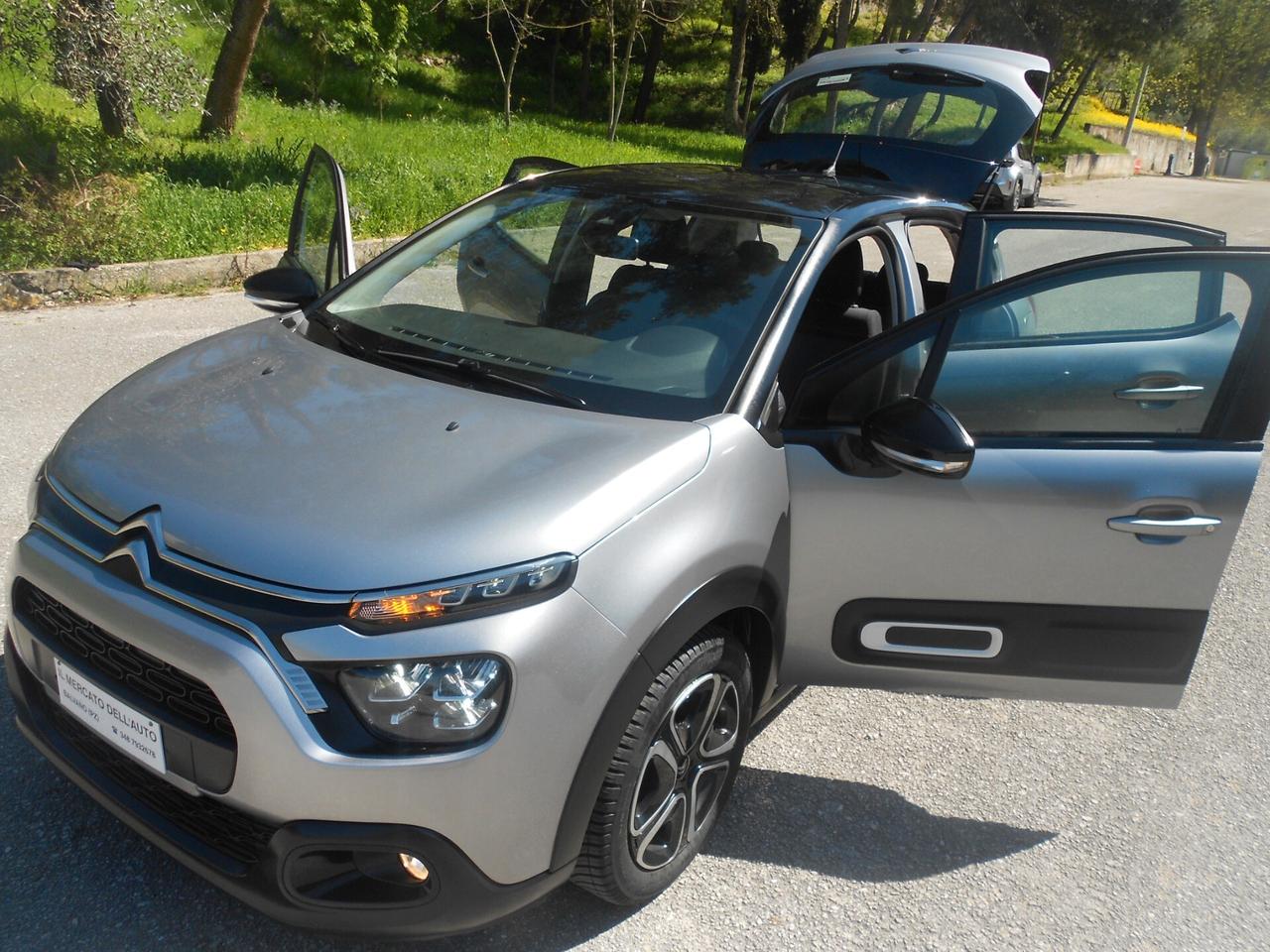 C3(my'23)1.2ie(BI-COLOR,LED,CRUISE,SENSORI)5posti