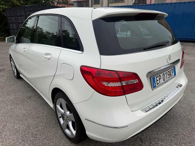 MERCEDES-BENZ B 180 BlueEFFICIENCY Premium senza nessun lavoro da fare