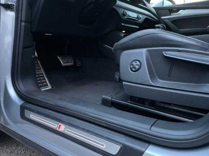 Audi Q5 40 2.0 tdi mhev 12V S line quattro s-tronic