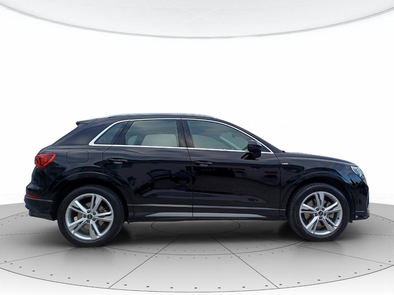 Audi Q3 40 2.0 tfsi s line edition quattro s-tronic