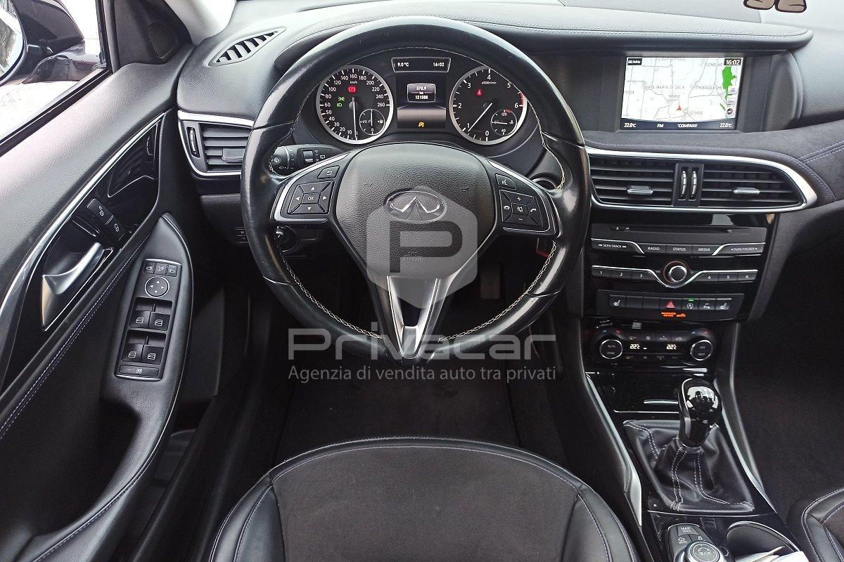 INFINITI Q30 1.5 diesel Premium Tech