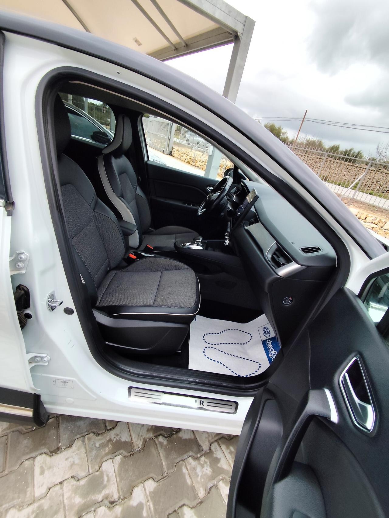 Renault Captur Blue dCi 115 CV EDC Intens