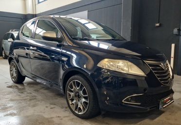 Lancia Ypsilon 0.9 TwinAir 85 CV 5 porte S&S Platinum