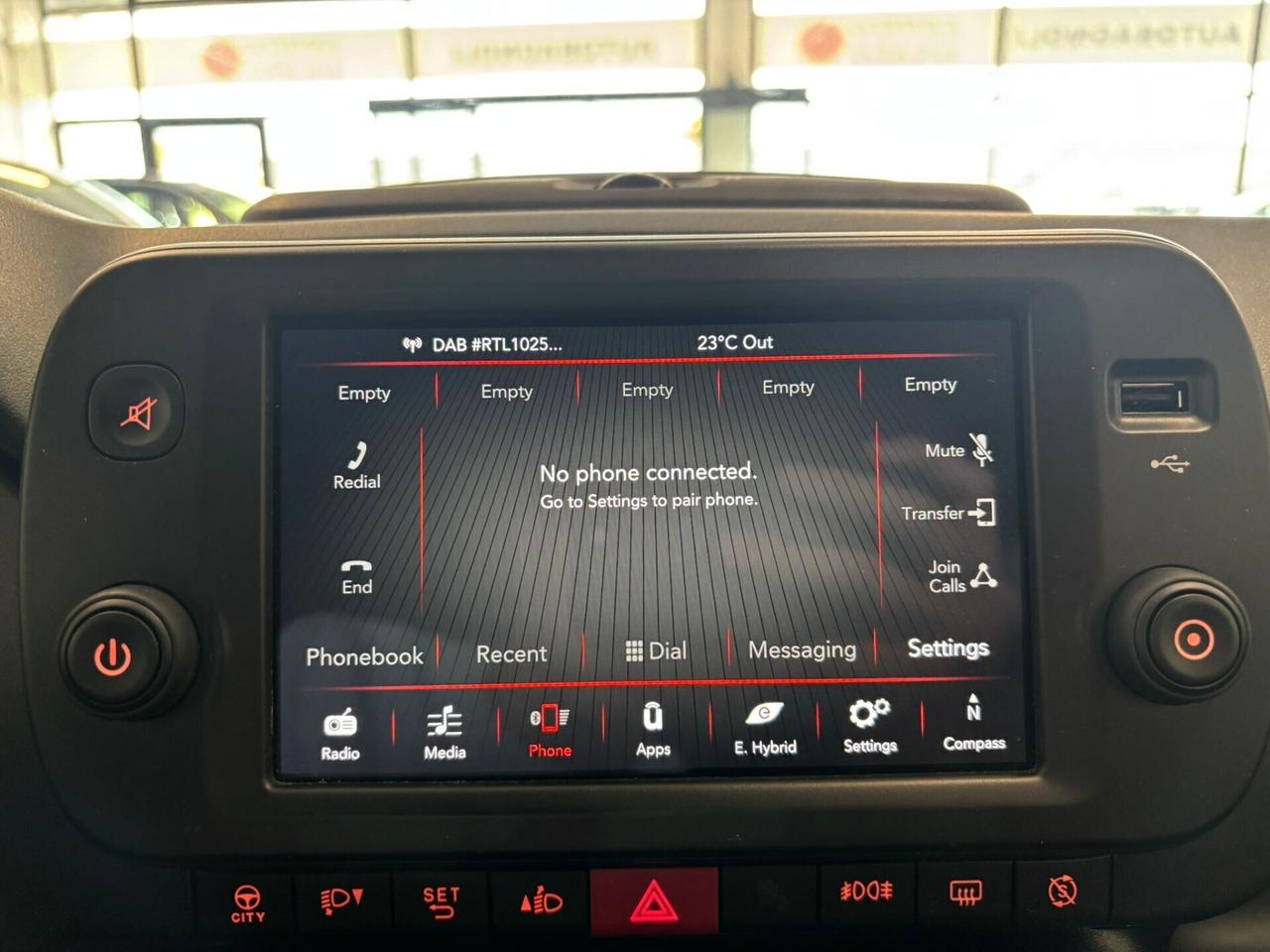 Fiat Panda CROSS 1.0 FireFly Hybrid SPOTICAR
