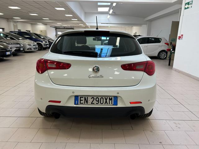 ALFA ROMEO Giulietta 2.0 JTDm-2 140 CV Distinctive