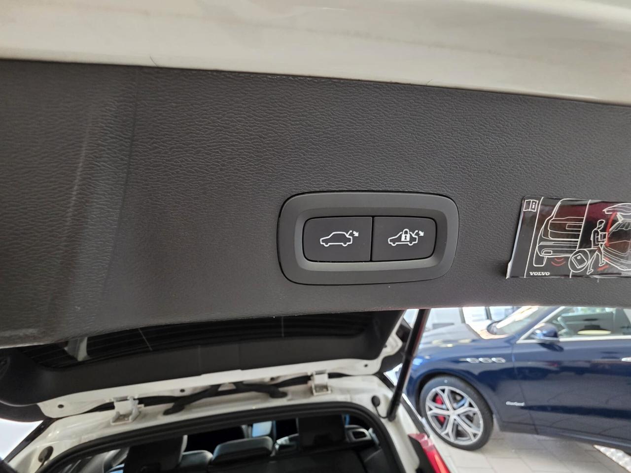 Volvo XC40 T3 Geartronic R-design