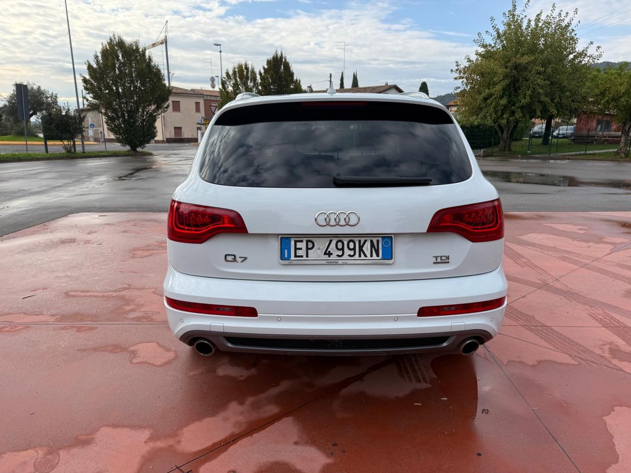 Audi Q7 3.0 V6 TDI quattro tiptronic edition