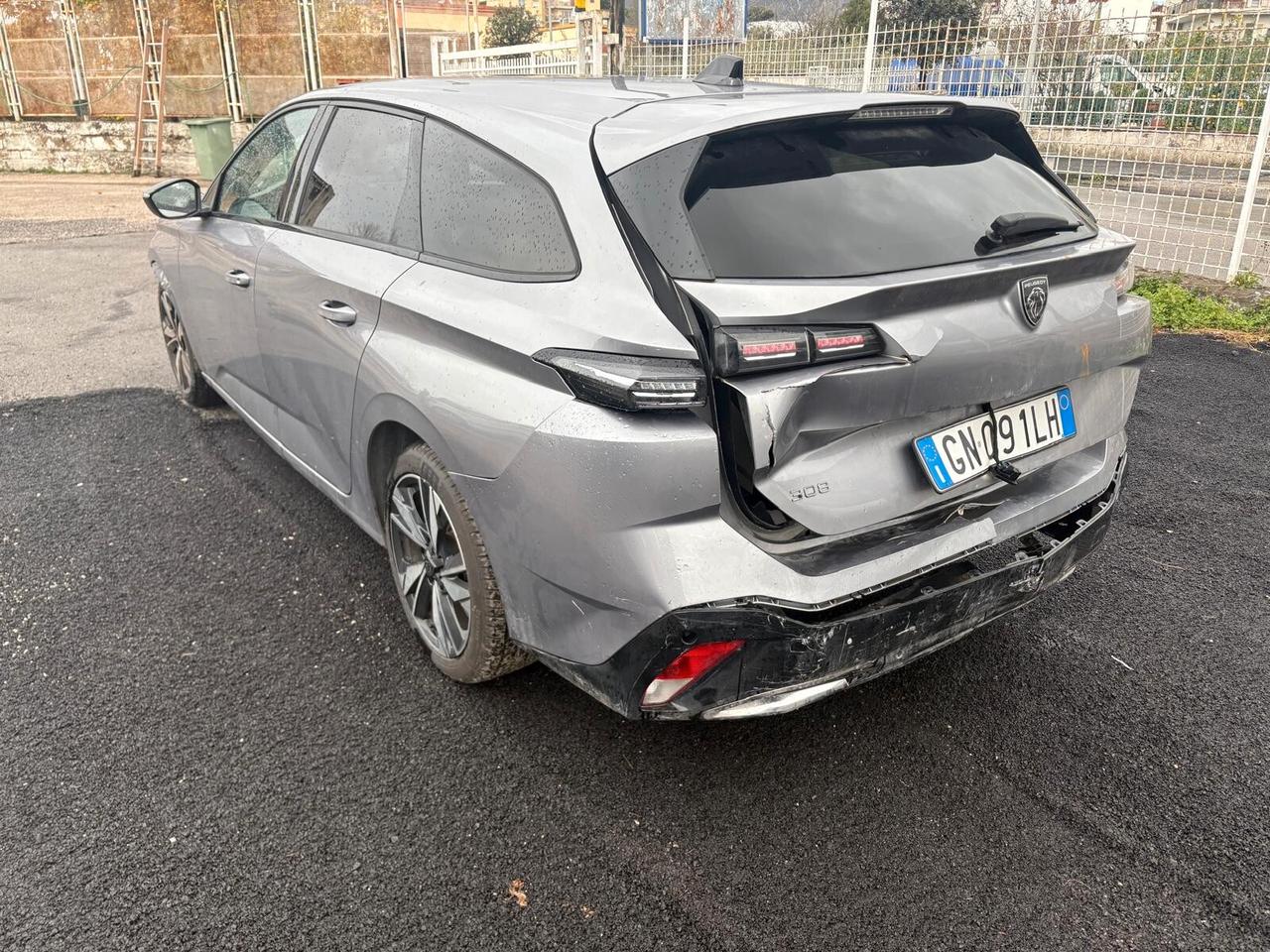 Peugeot 308 BlueHDi 130 S&S EAT8 SW Allure Pack SINISTRATA