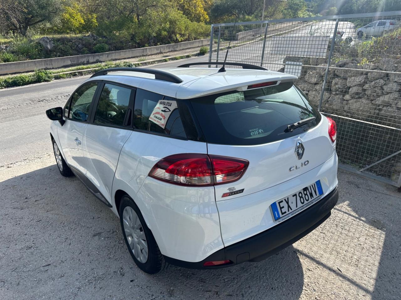 Renault Clio Sporter 1.5 dCi 8V 75CV Live