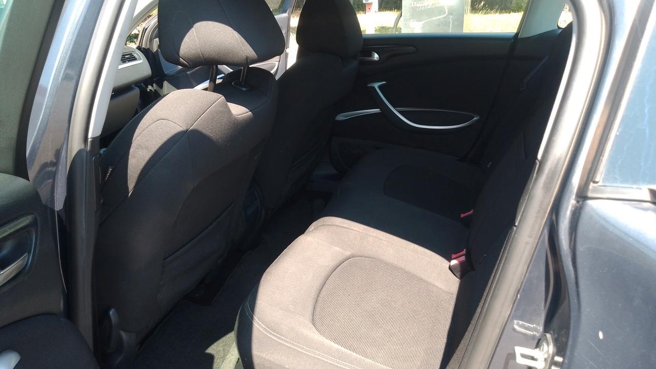 Citroen C5 2.0 HDi 140 Business EURO 5 A 2010