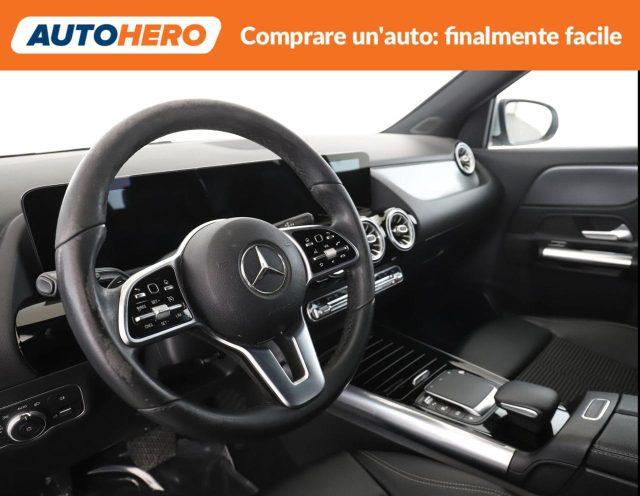 MERCEDES-BENZ GLA 200 d Automatic Premium