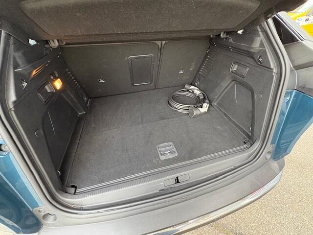 PEUGEOT 3008 Hybrid 225 e-EAT8 GT