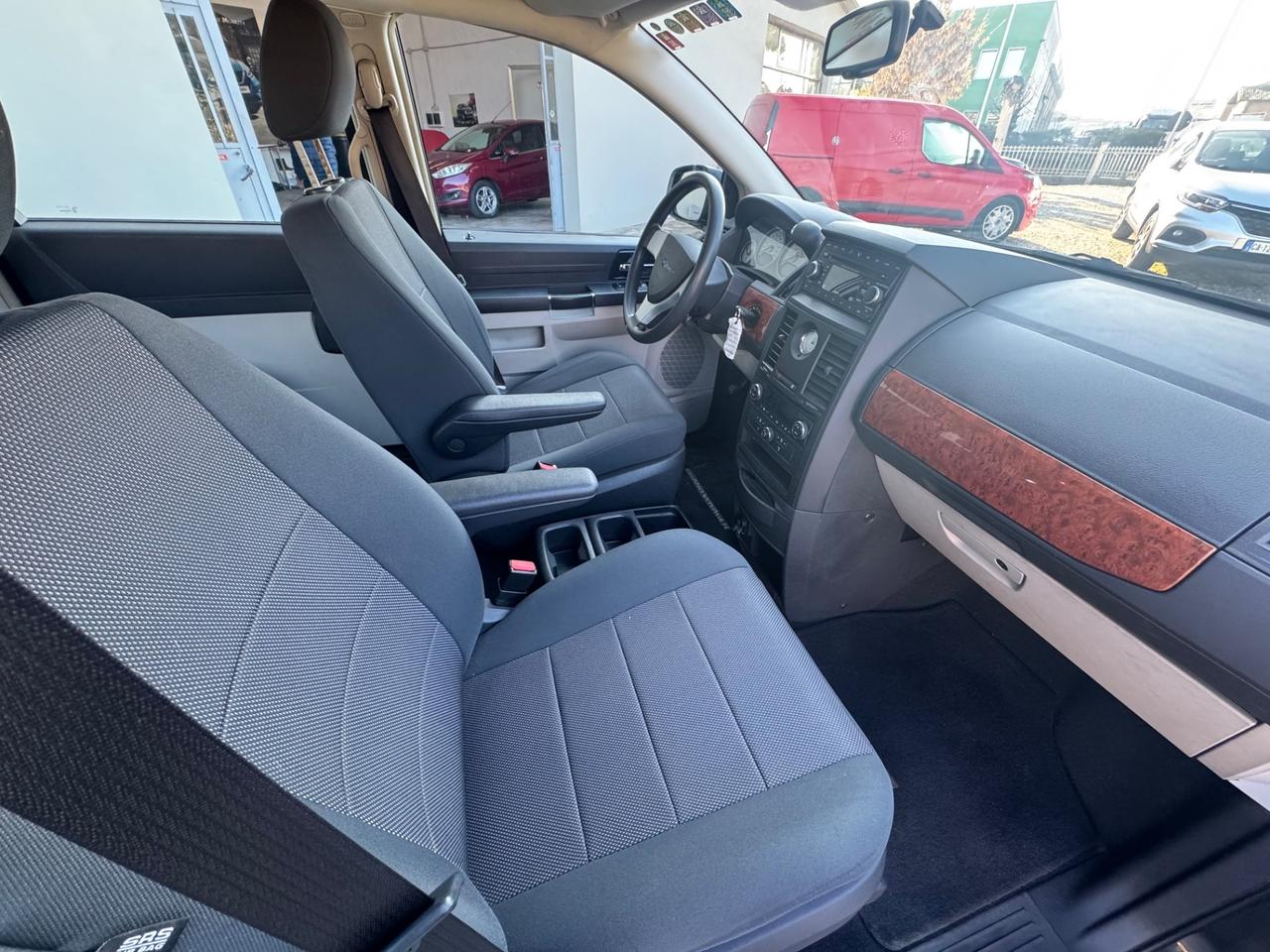 Chrysler Voyager Grand 2.8 CRD cat Limited Auto