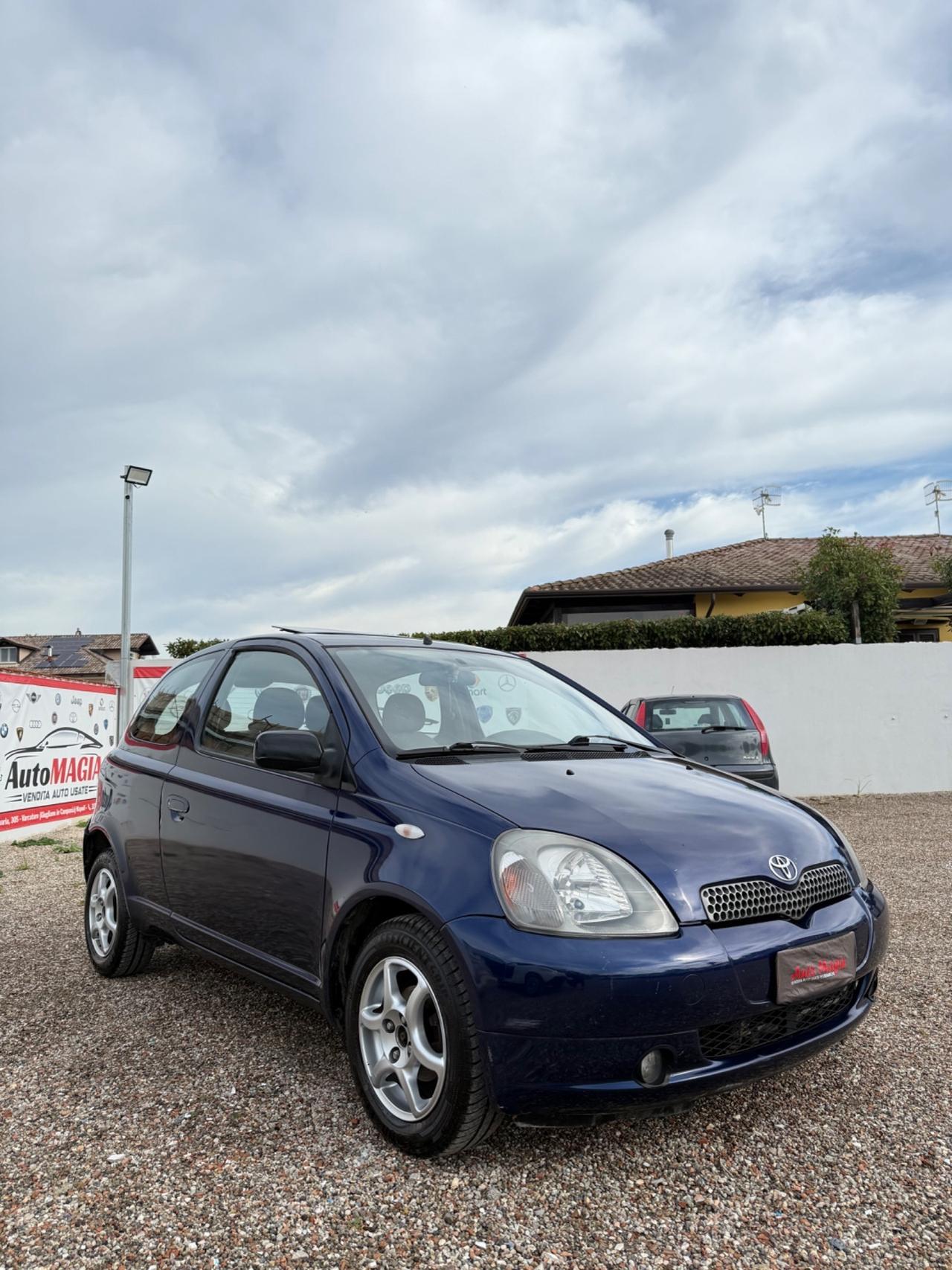 Toyota Yaris 1.3i 16V cat 3 porte Luna