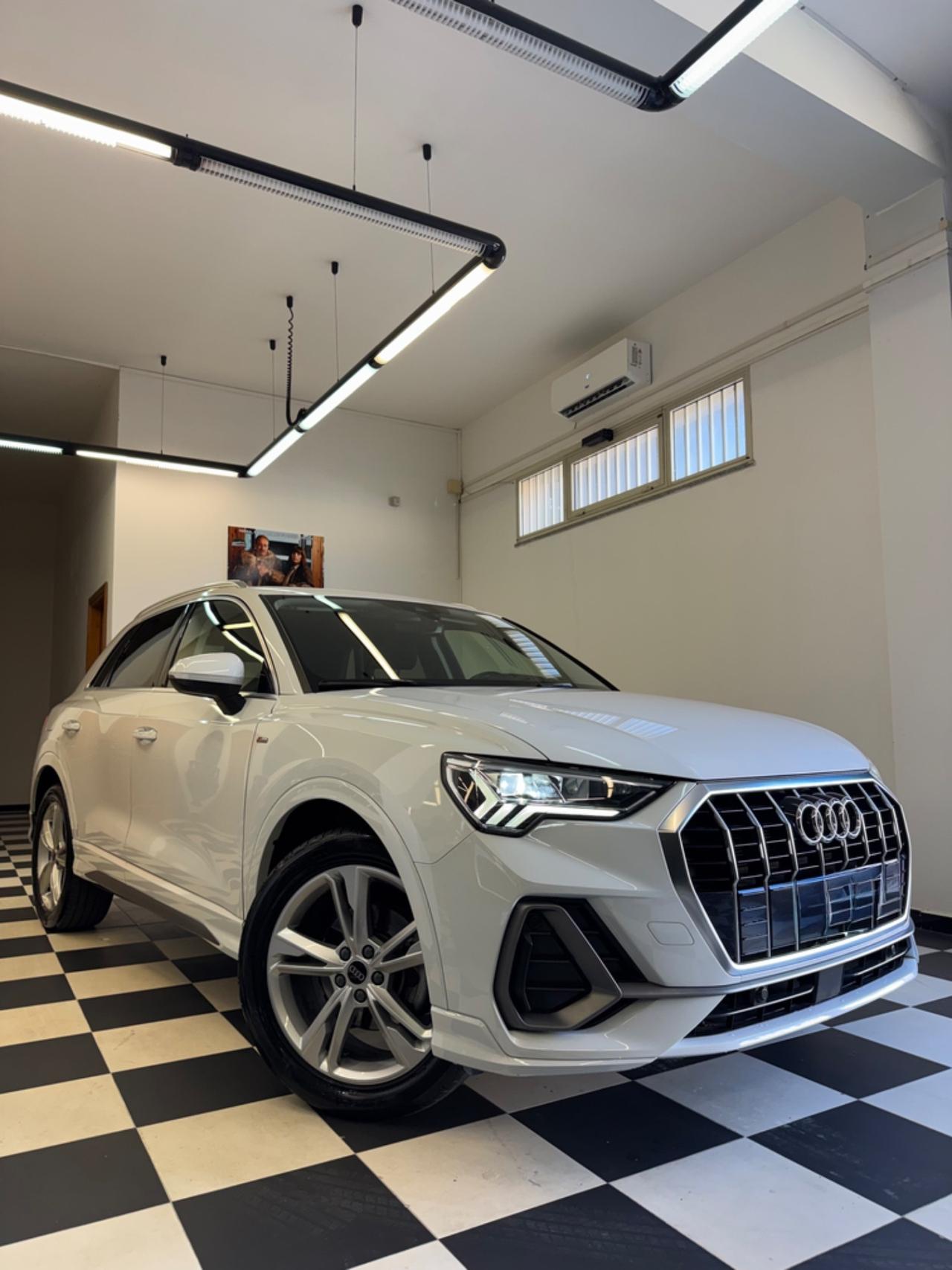 Audi Q3 35 TDI S tronic S Line Edition