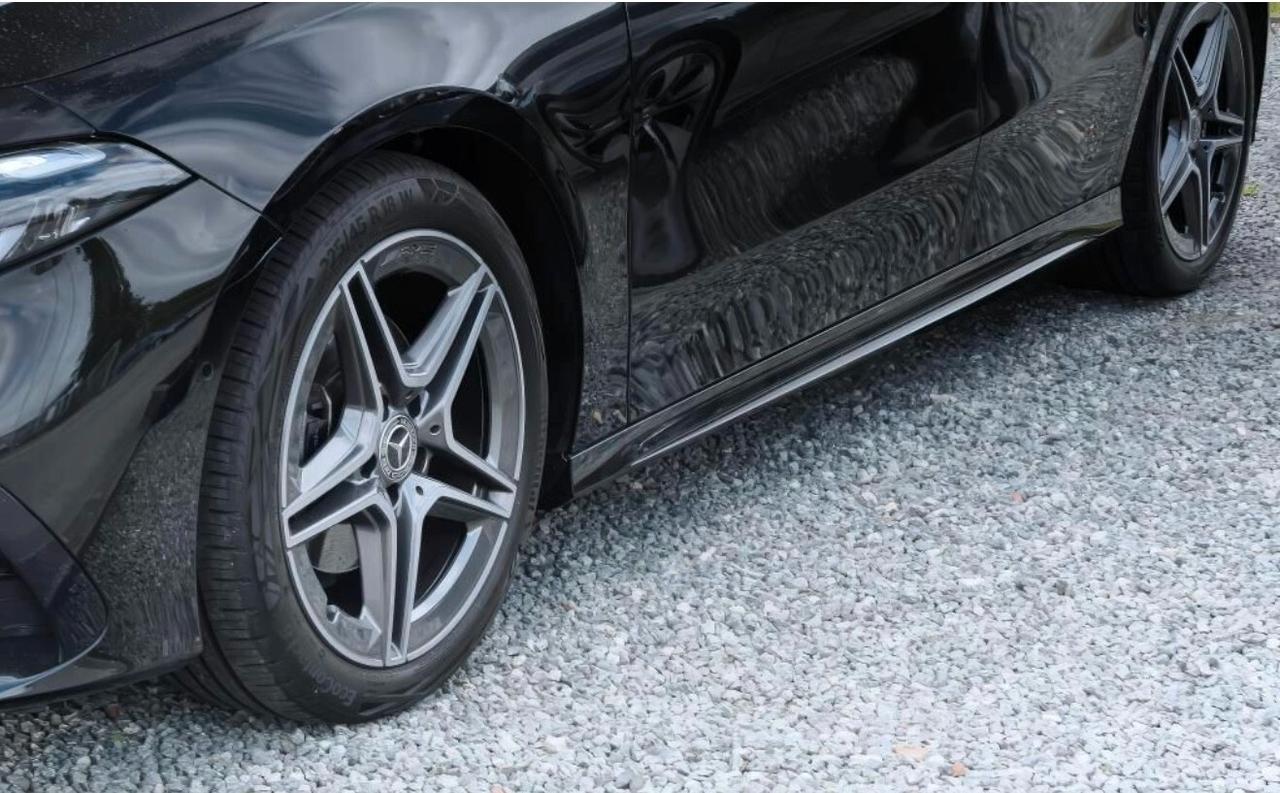 Mercedes-benz A 180d Automatic Premium AMG Line