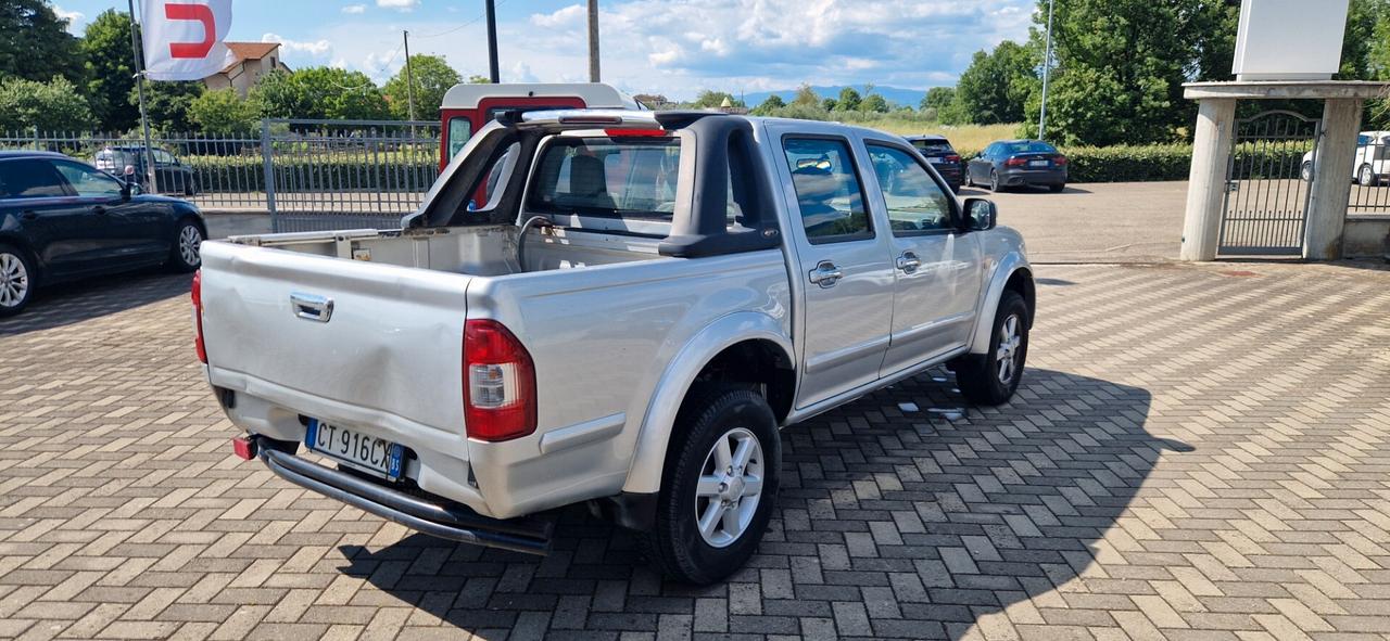 Isuzu D-Max 3.0 TD cat Crew Cab 4WD Pick-up LS
