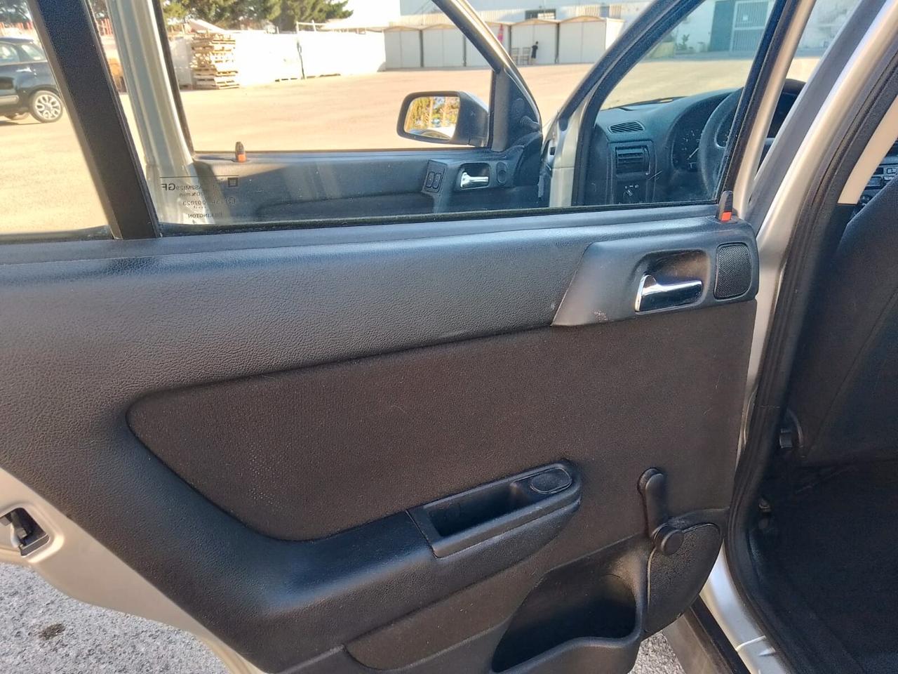 Opel Astra 1.4i 16V cat 5 porte GPL