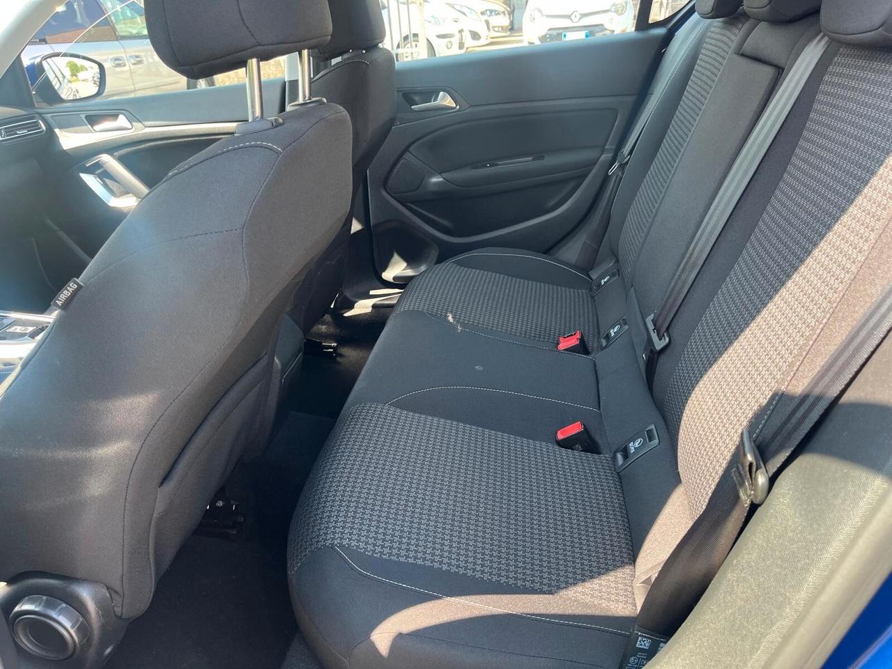 Peugeot 308 BlueHDi 130 S&S EAT6 Active