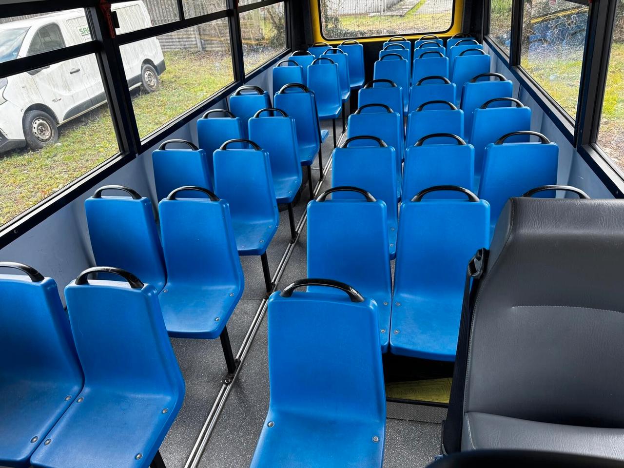 scuolabus 615d 41 posti