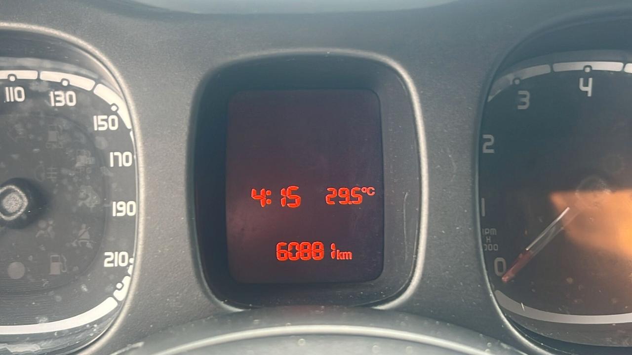 Fiat Panda 1.0 FireFly S&S Hybrid Neopatentati