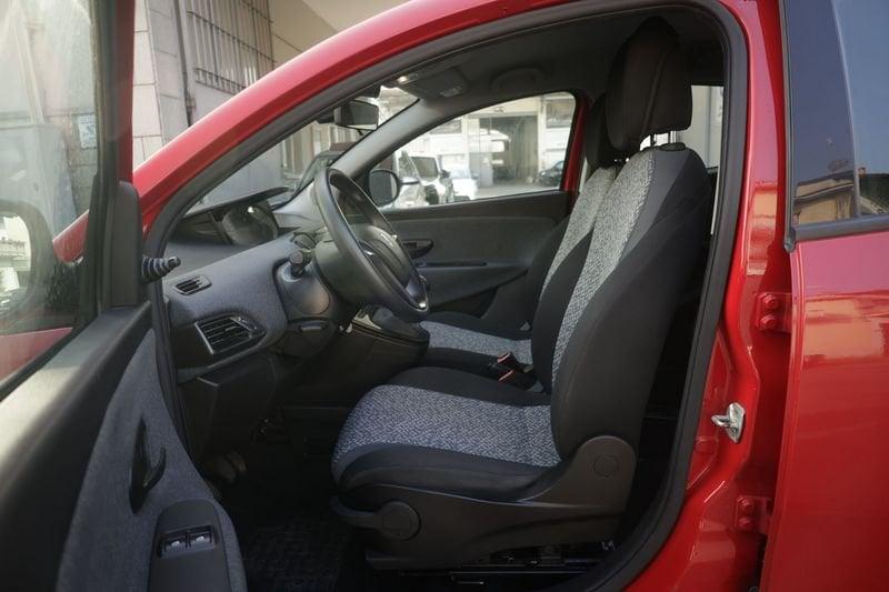 Lancia Ypsilon Lancia Ypsilon 1.0 FireFly 70cv S&S Hybrid SILVER 51KW ANNO 2022