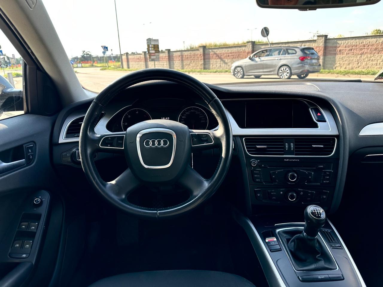 AUDI A4 Avant 2.0 TDI Sline TETTO APRIBILE