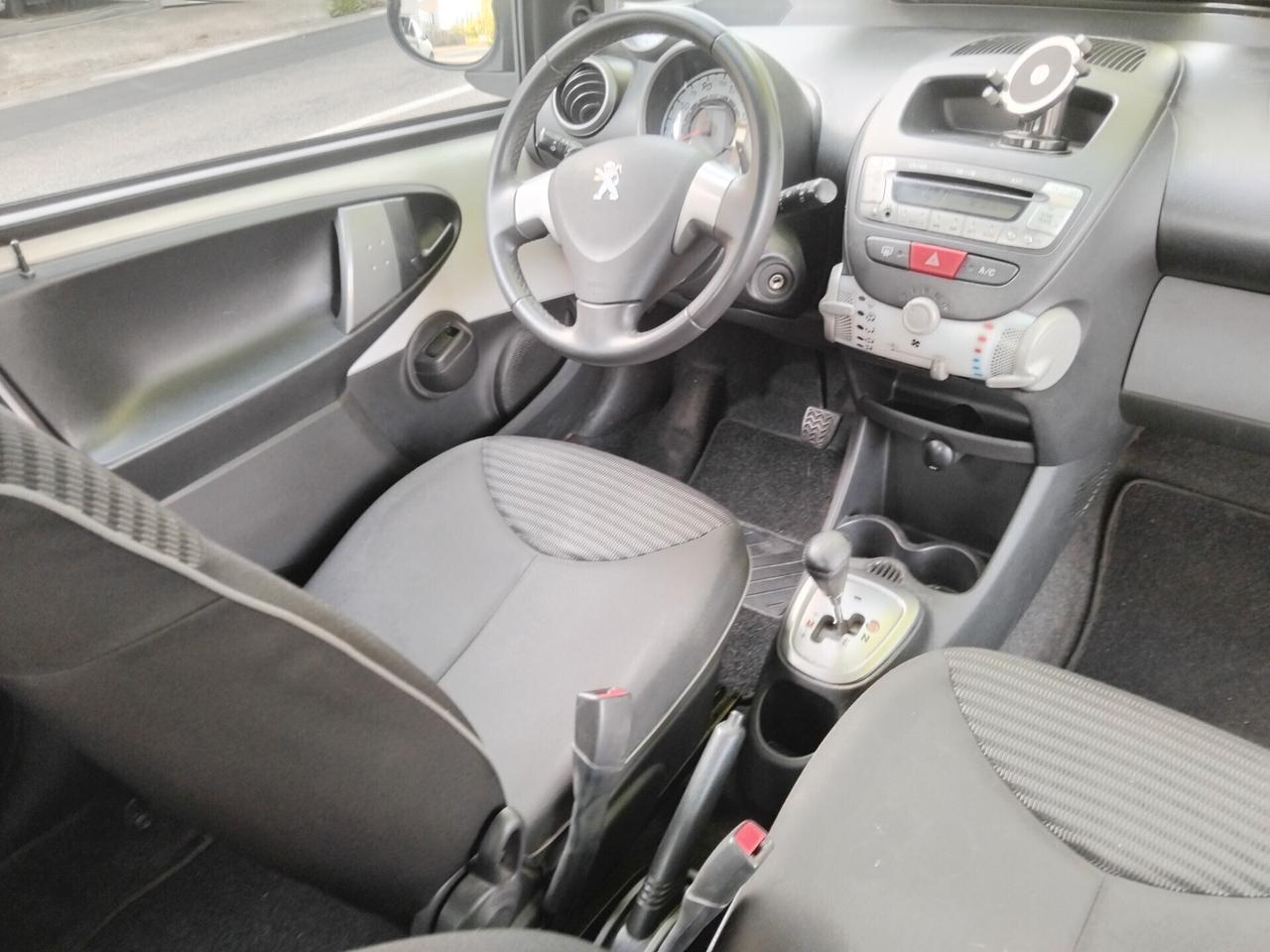 Peugeot 107 1.0 68CV 5p. Active CAMBIO AUTOMATICO X NEO PATENTATI A 2.999 EU