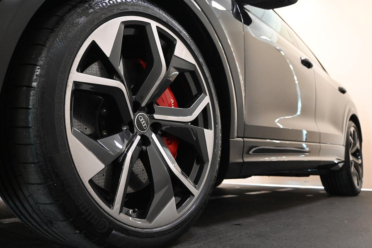 AUDI Q8 RS Q8 TFSI V8 quattro tiptronic