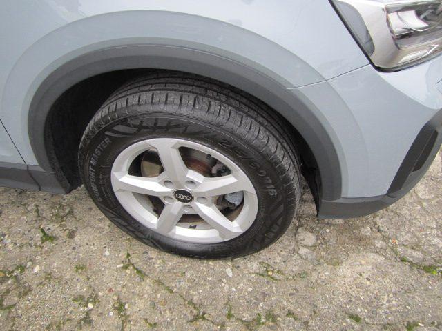 AUDI Q2 35 TDI S tronic Business