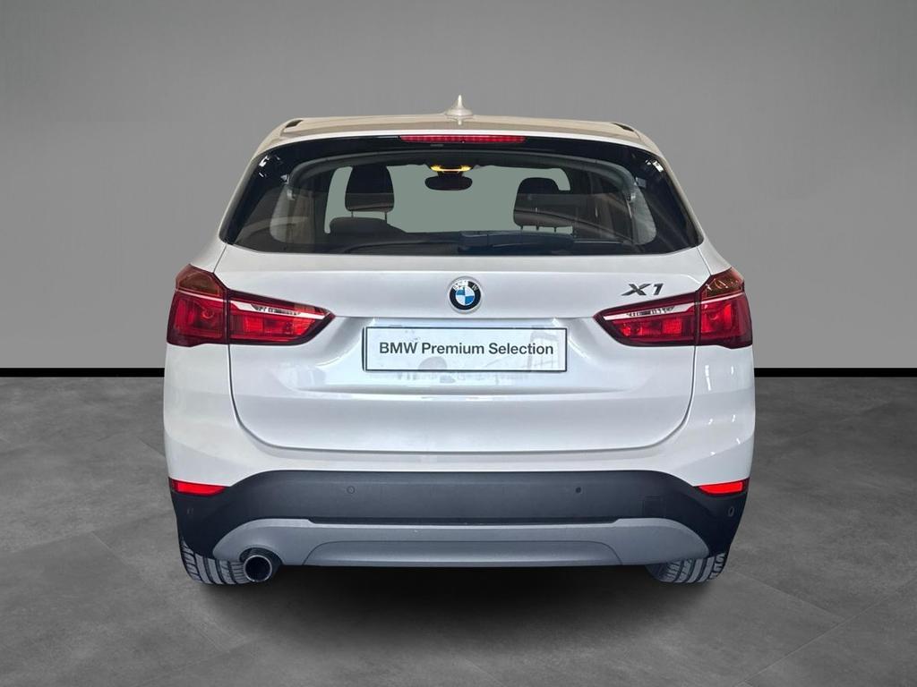 BMW X1 18 d Advantage xDrive