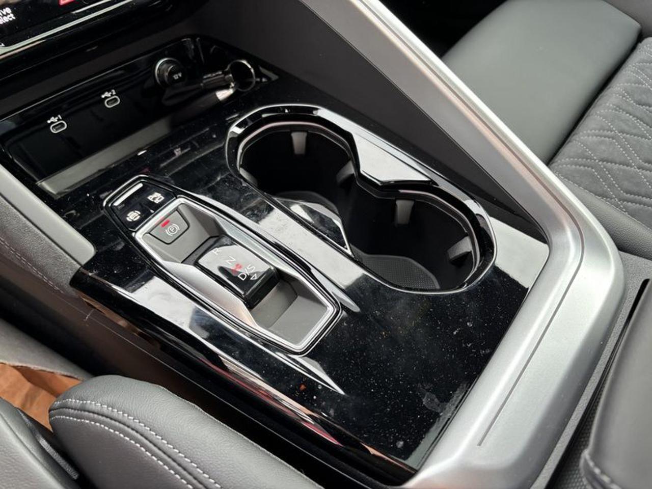 Audi Q5 SPB 40 TDI 204 CV quattro S tronic Identity Black