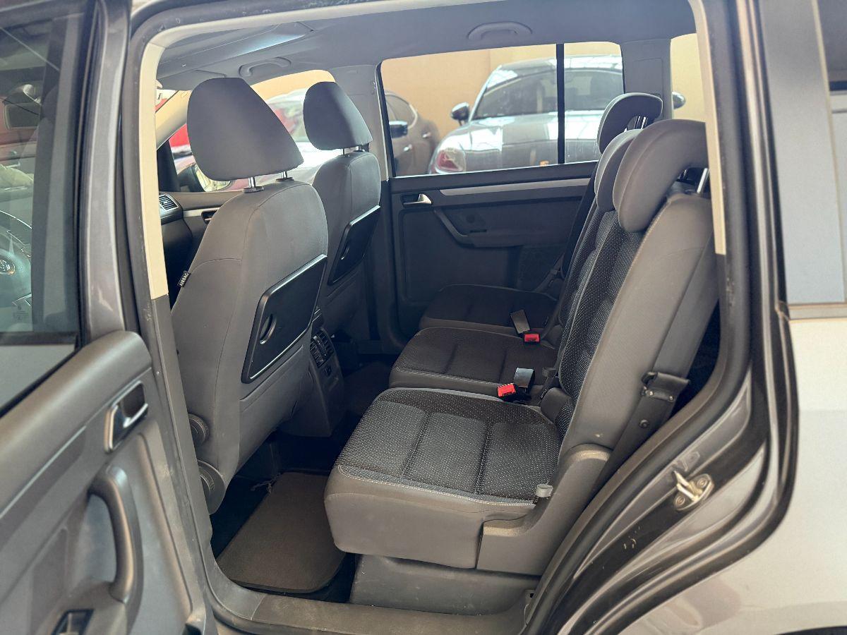 VOLKSWAGEN - Touran - Business 1.6 TDI Comfortline